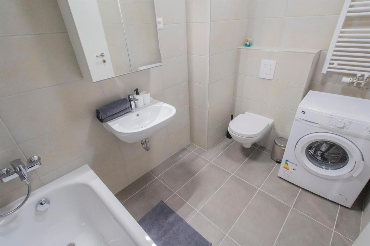 Corvin Modern Suite Boedapest Buitenkant foto